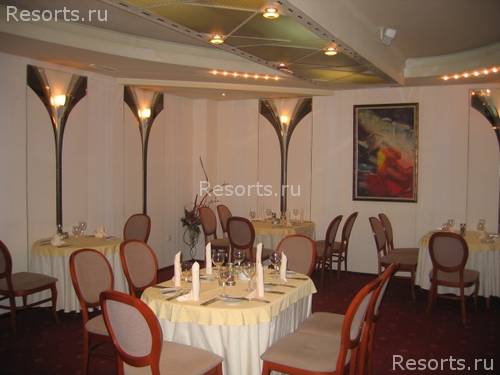 Reverence Hotel 5